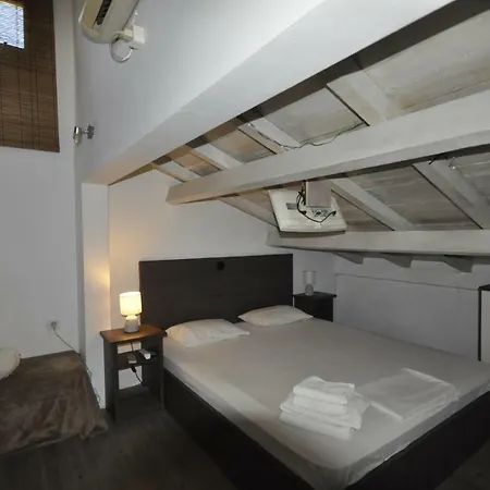 Studio In The City Of Corfu *